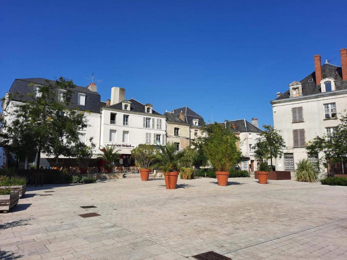 *Appartement Au Bout Du Monde Thouars* Eksteriør bilde