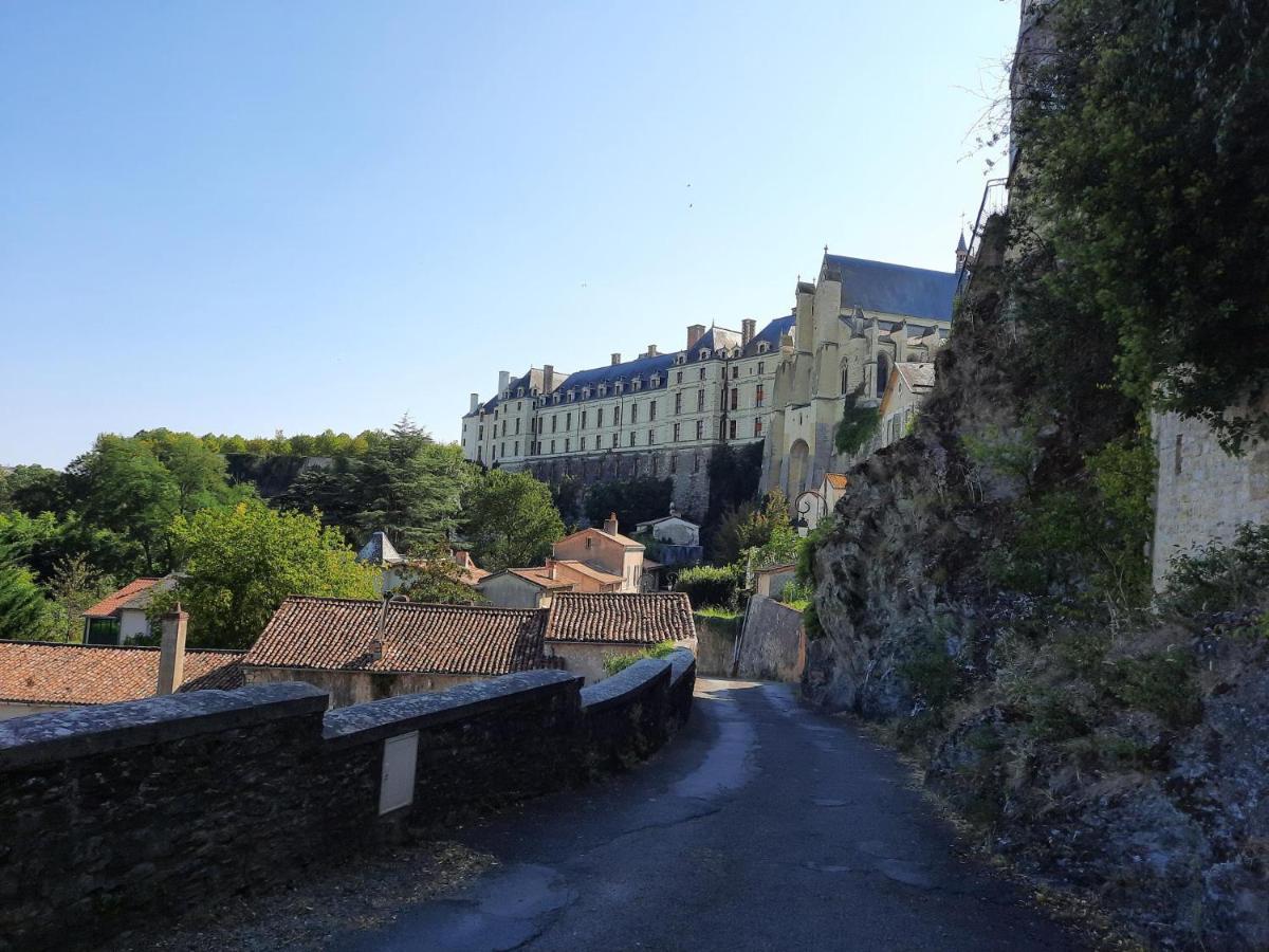 *Appartement Au Bout Du Monde Thouars* Eksteriør bilde
